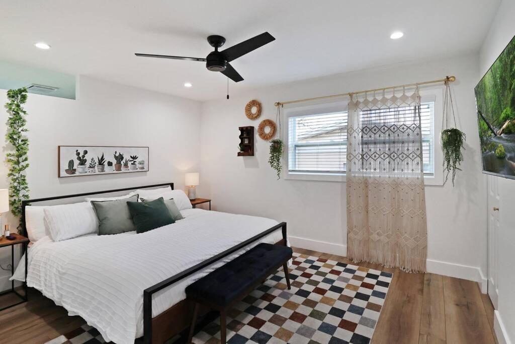 Palm Tree Paradise Tampa Pool Home Bagian luar foto